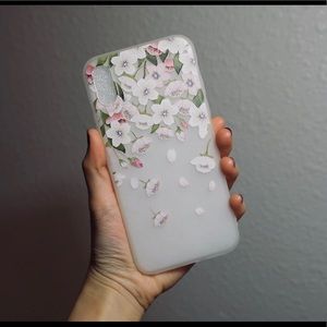 ✨iPhone X✨ soft Flora case